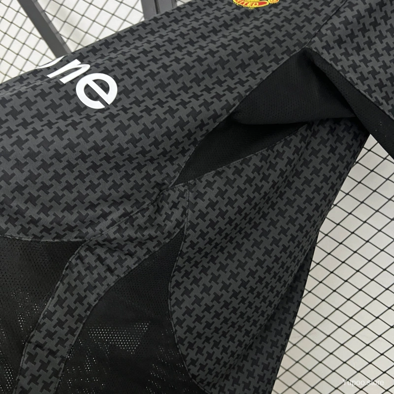 Manchester United 2003/05 - Retro